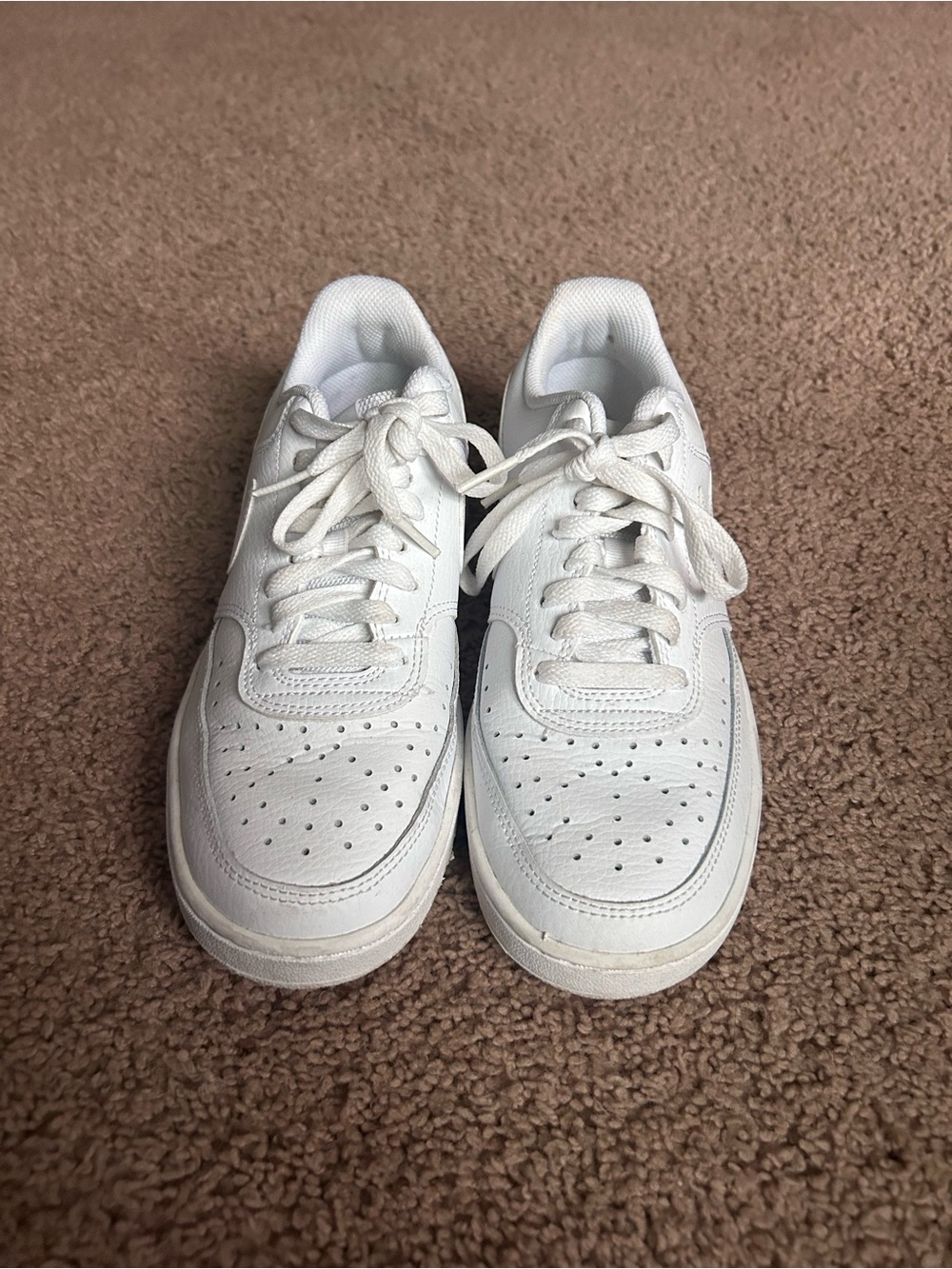 Nike White Low-Top Lace-Up Sneakers